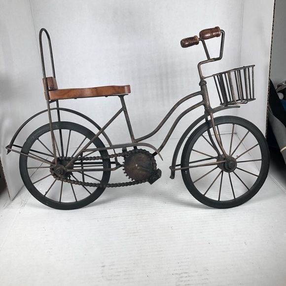GRAYSON LANE DECORATIVE METAL BICYCLE 19"×12” - Picture 5 of 7